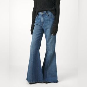 Frame Extreme Flare Jeans